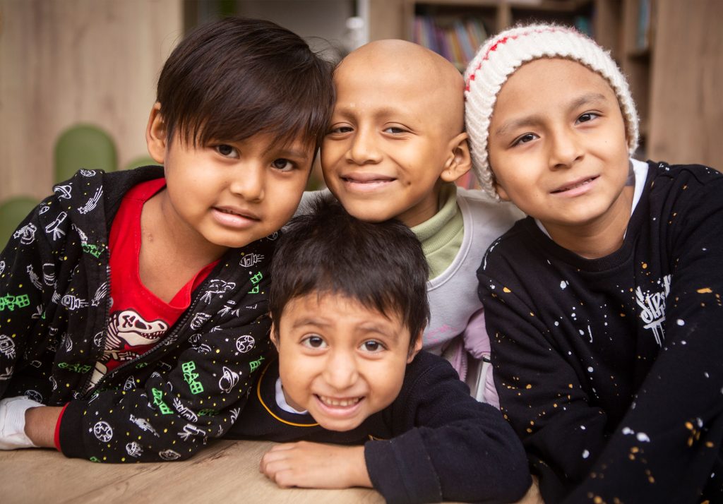 15 años brindando apoyo a niños con cáncer en el Perú con tratamiento, alojamiento y esperanza